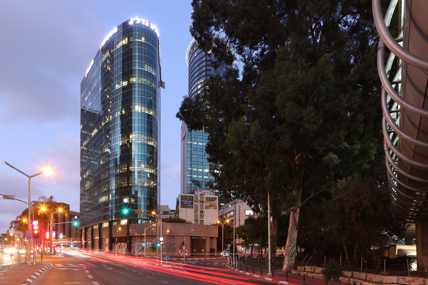 הראשונה לדווח: סלע נדל"ן מעלה תחזיות ל-2025 הראשונה לדווח: סלע נדל"ן מעלה תחזיות ל-2025